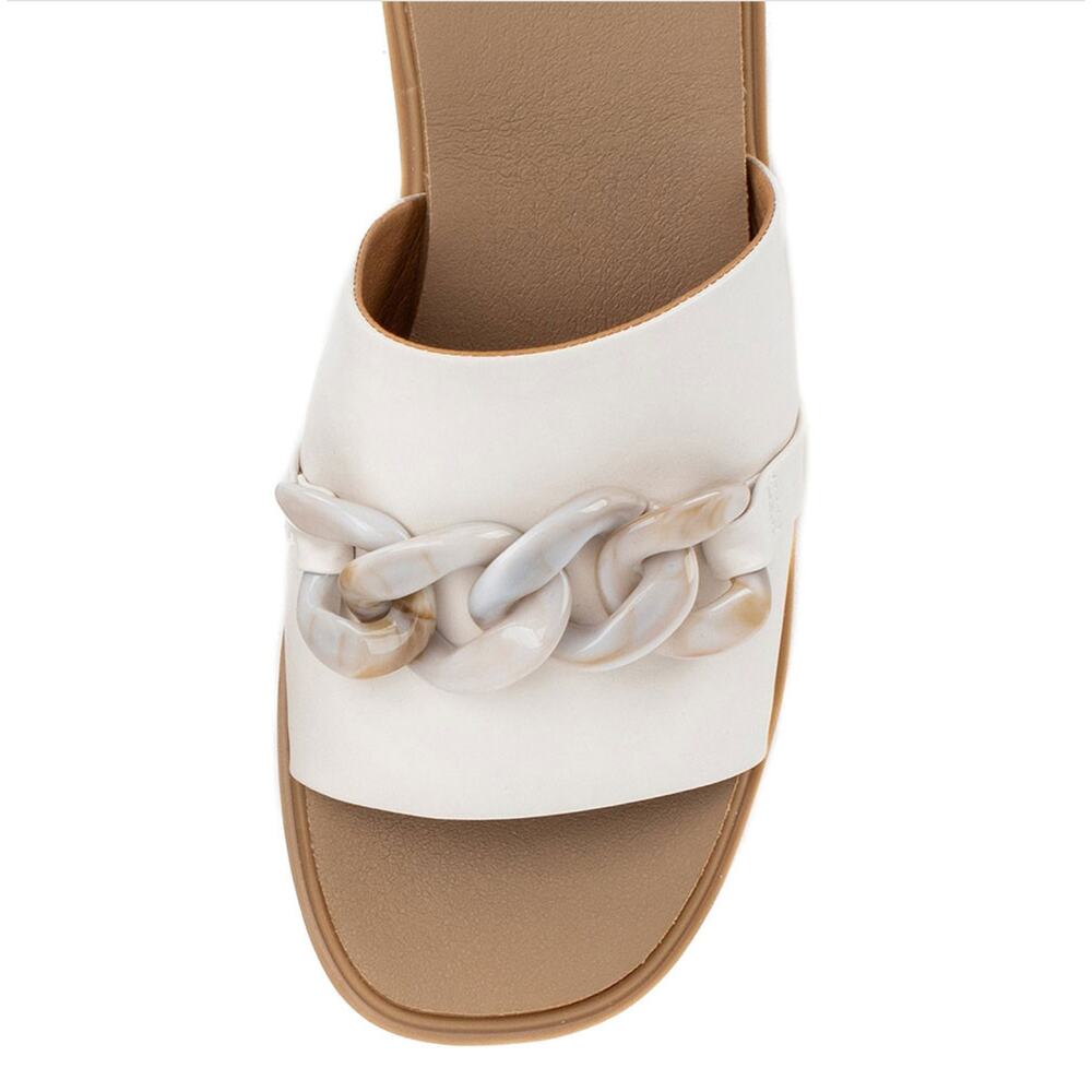 Yellow Box Womens Alora Wedge Slide Sandals US 7 M White Tan Vegan Leather NWOB - Picture 2 of 14
